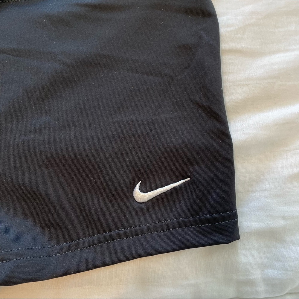 NWT Black Nike spandex, Women’s size medium. New with tag - Picture 2 of 5